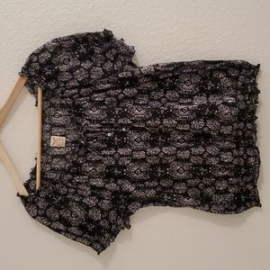 FADED GLORY Lightweight Floral Summer Top